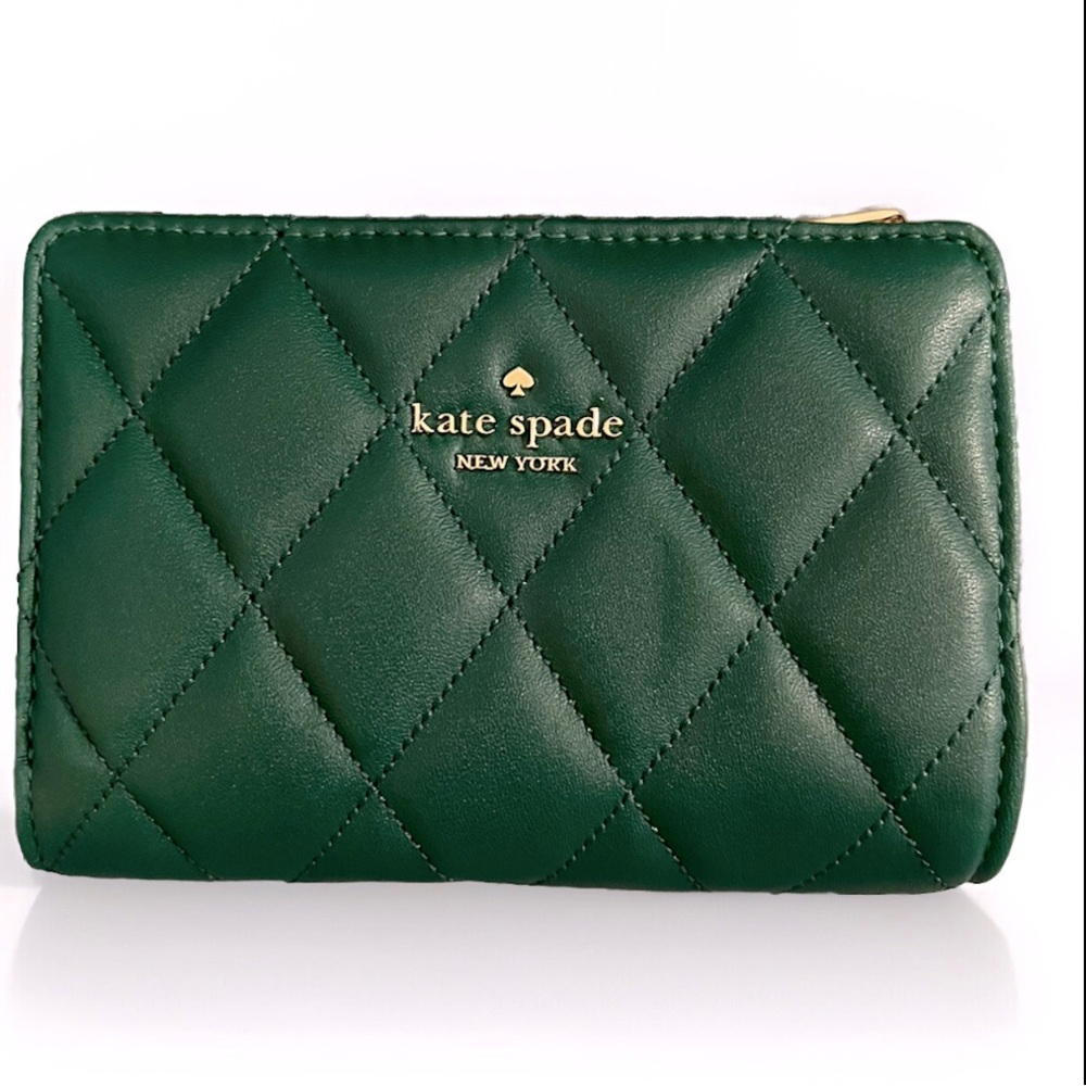 New w/ tag KATE SPADE quilted leather compact Wallet in deep jade color